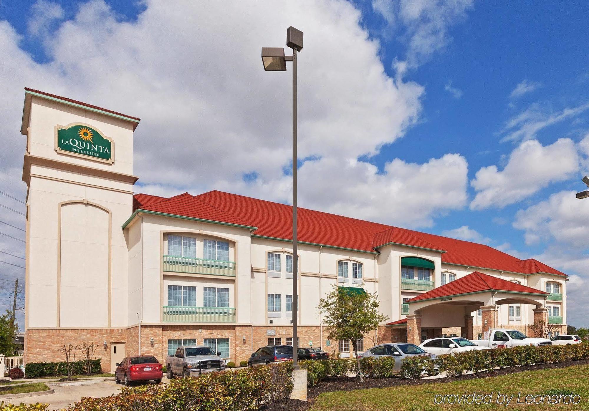 Hotel Sonesta Essential Houston Westchase Exterior foto